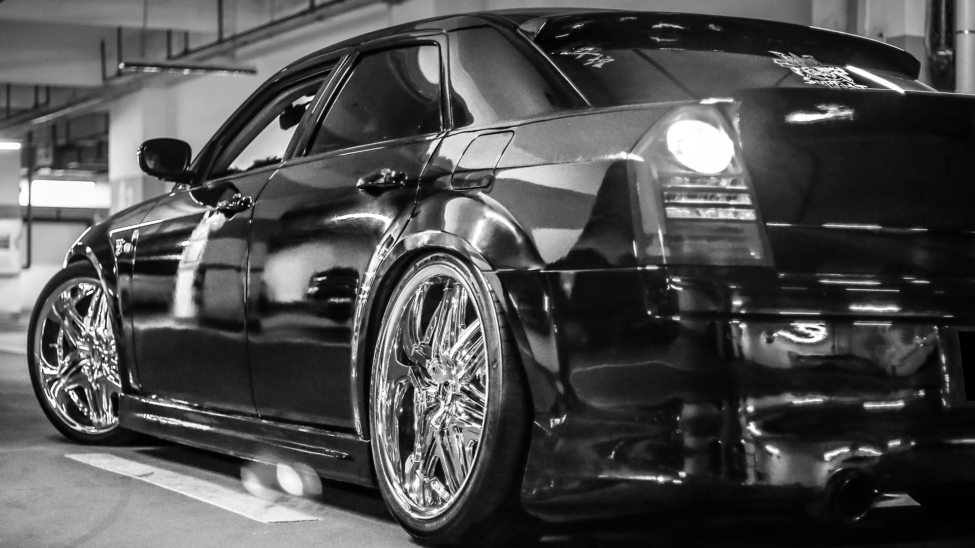 CHRYSLER 300C V6 2.7 // THE PART DECADE