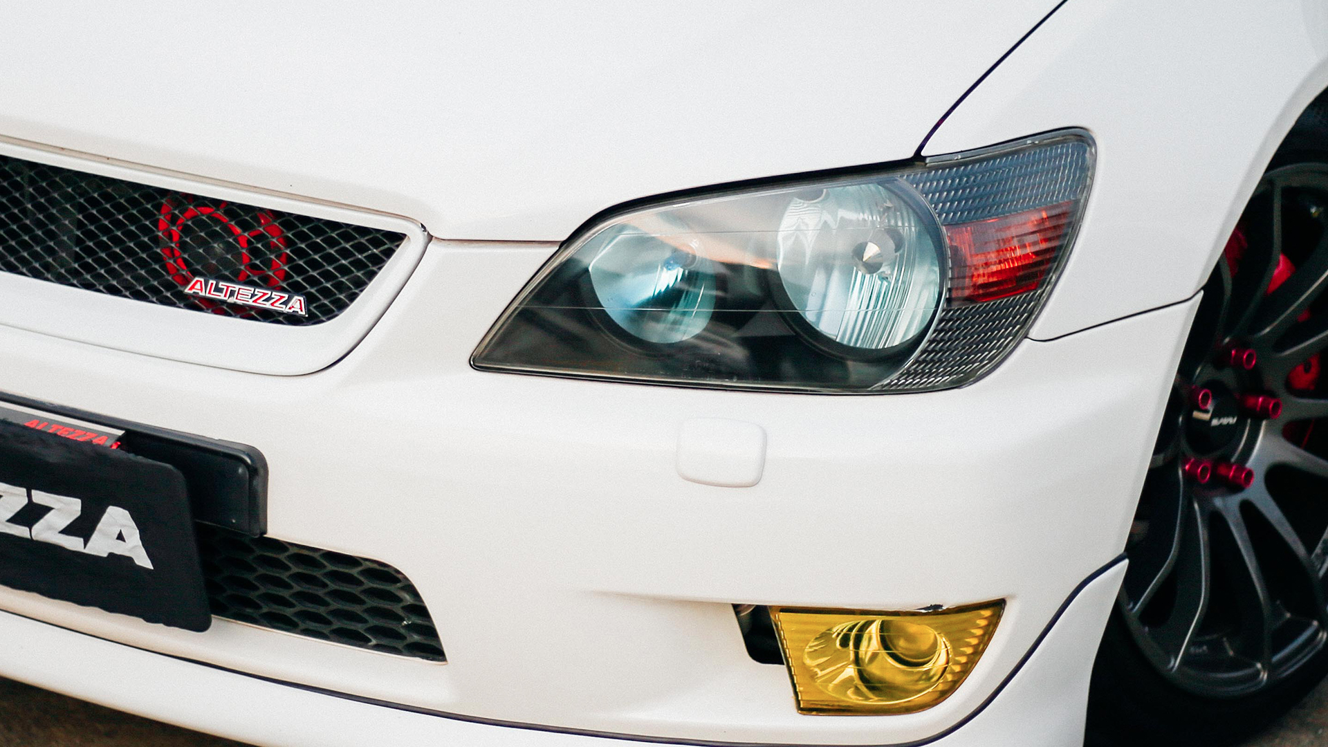 LEXUS IS200 ALTEZZA XE10 W // THE PAST DECADE