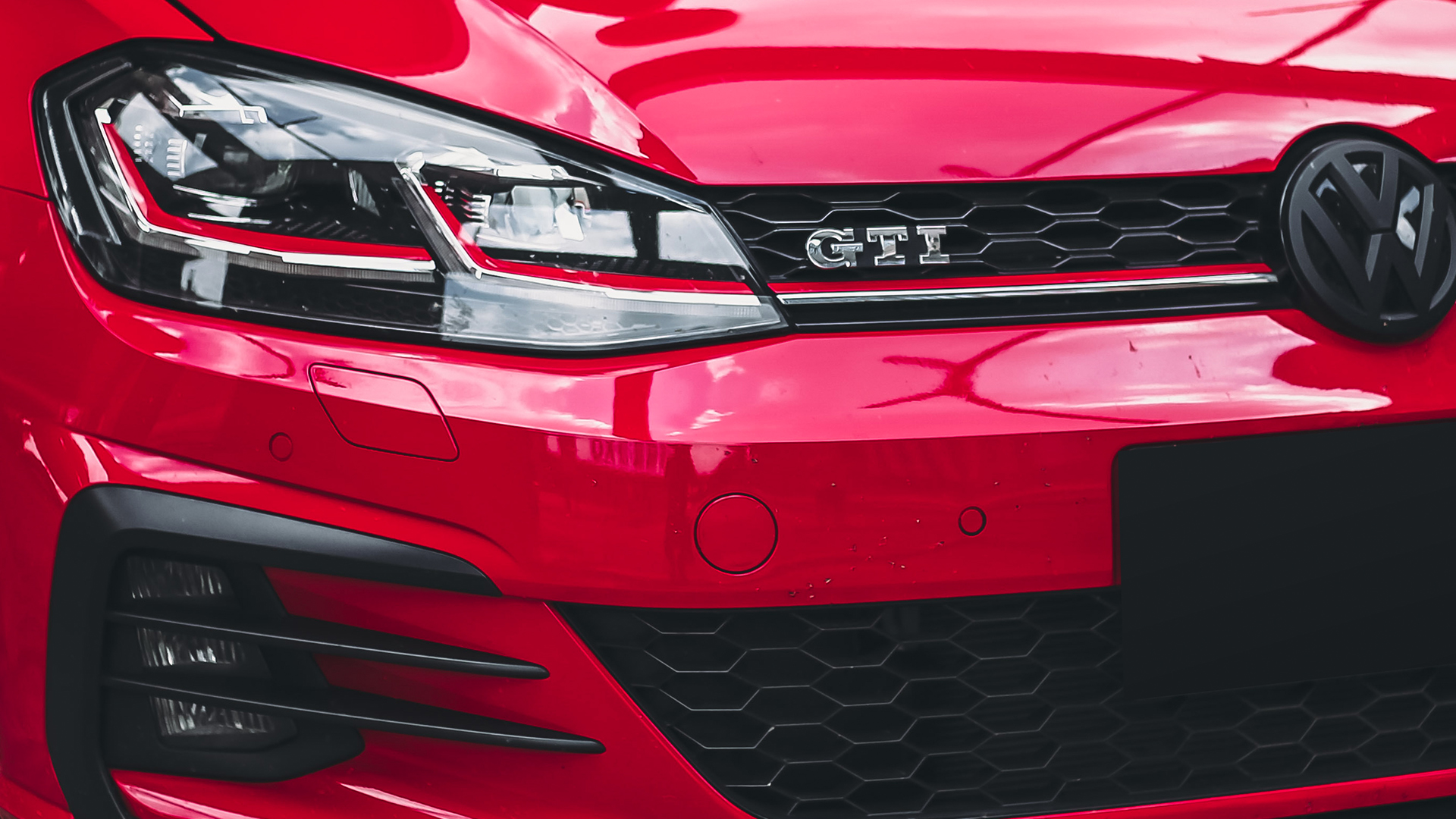 VOLKWAGEN GOLF GTI MK.VII // THE PAST DECADE