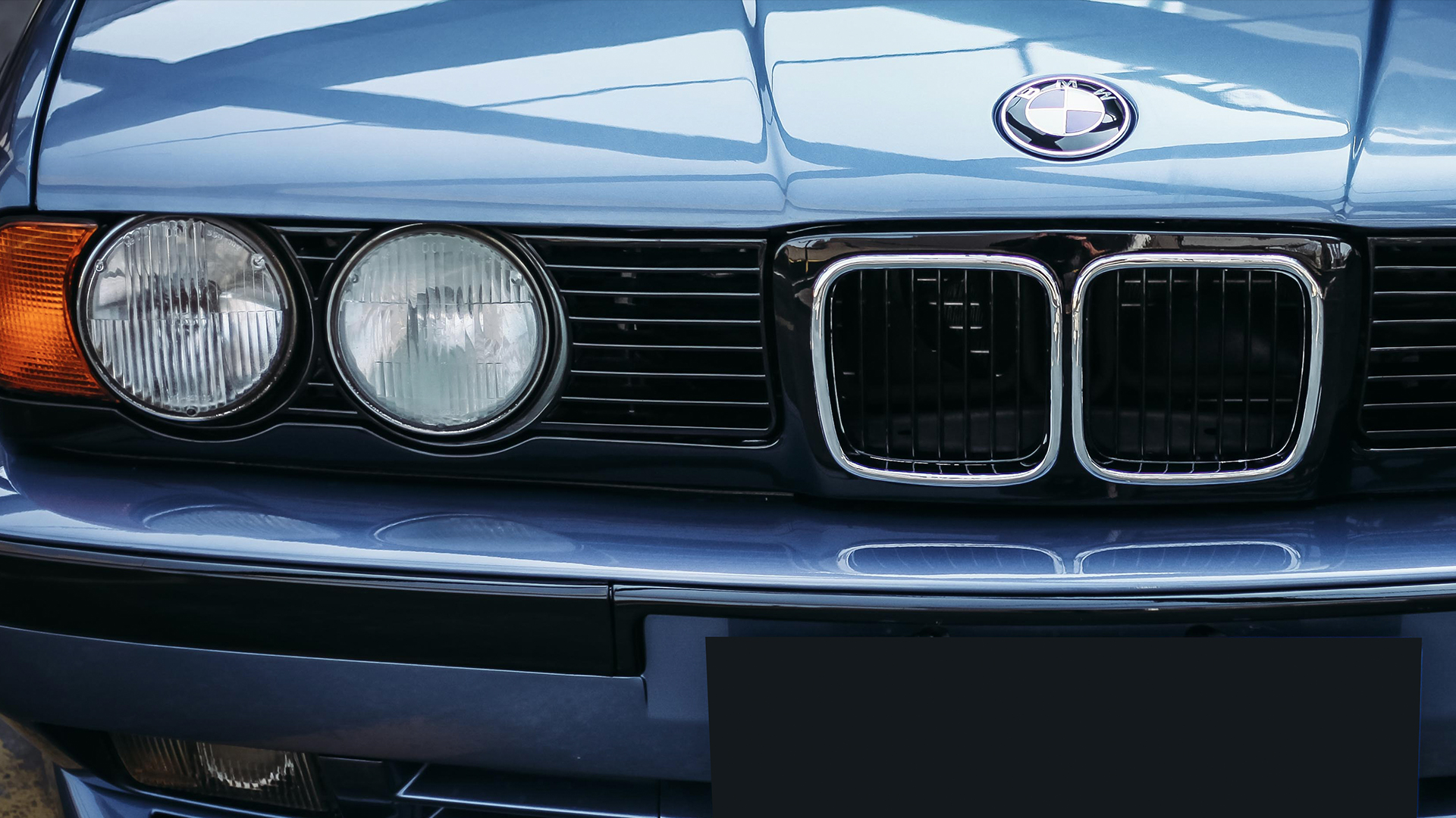 BMW 5 SERIES SEDAN E34 STANCE // THE PAST DECADE